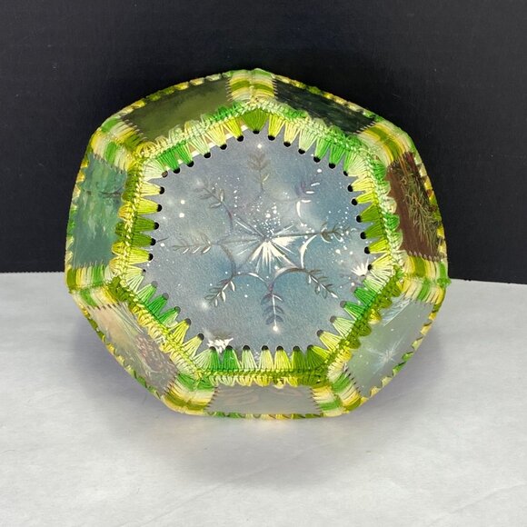 Vintage Crochet Christmas Card Bowl Basket - Picture 7 of 9